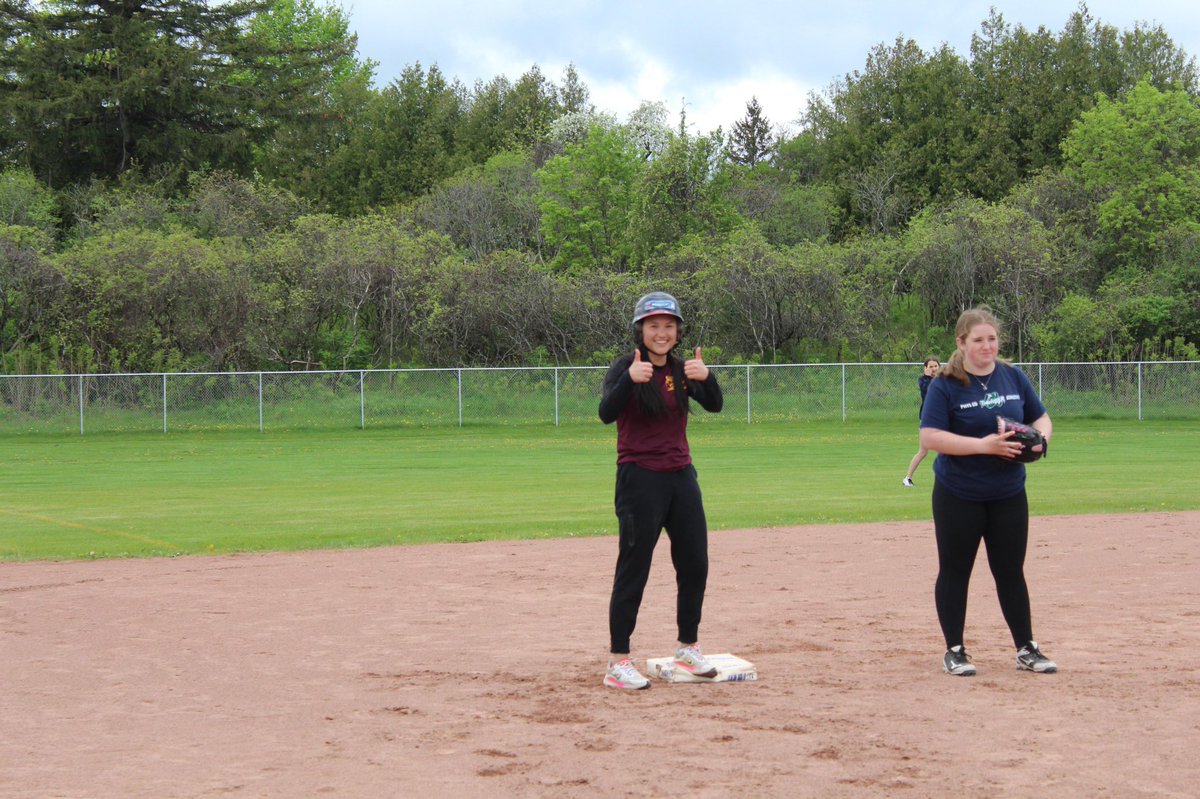 MsDonald8's tweet photo. It was a great first day of the high school 3-pitch girls softball tournament at Bower’s field. Our Junior team won 3 of 4 games and Our Senior team played 3 games winning 2. Tournament continues next Tuesday! @StPeterCSS @PVNCCDSB #PVNCinspires https://t.co/VwrRjQmHk1