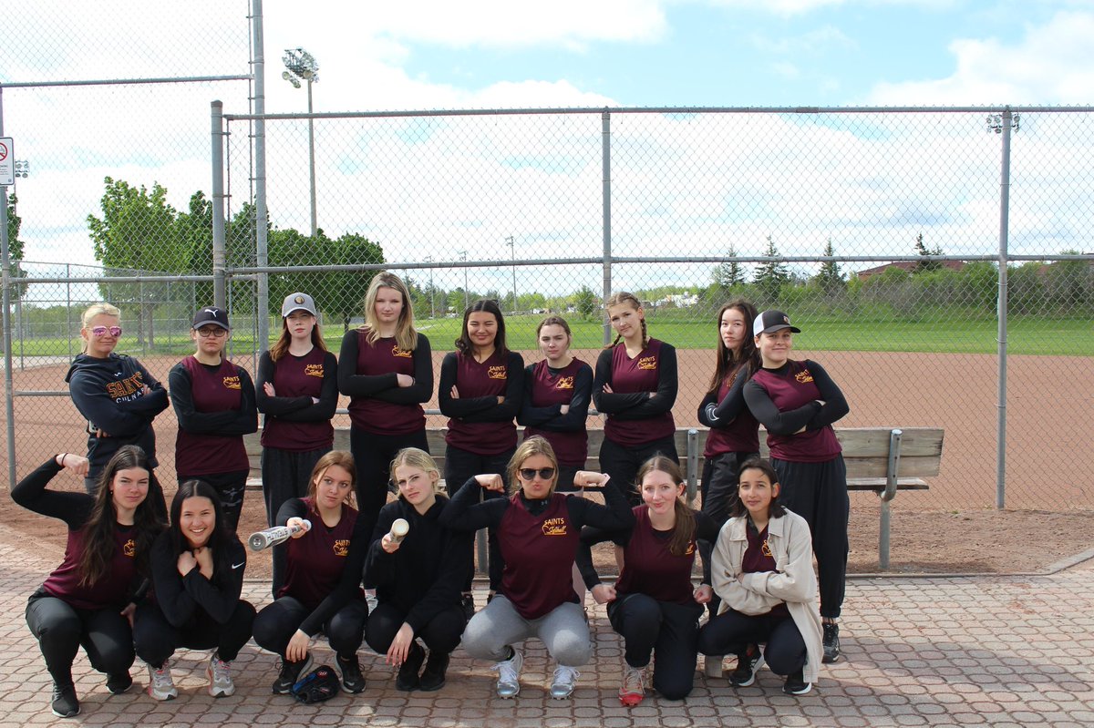 MsDonald8's tweet photo. It was a great first day of the high school 3-pitch girls softball tournament at Bower’s field. Our Junior team won 3 of 4 games and Our Senior team played 3 games winning 2. Tournament continues next Tuesday! @StPeterCSS @PVNCCDSB #PVNCinspires https://t.co/VwrRjQmHk1