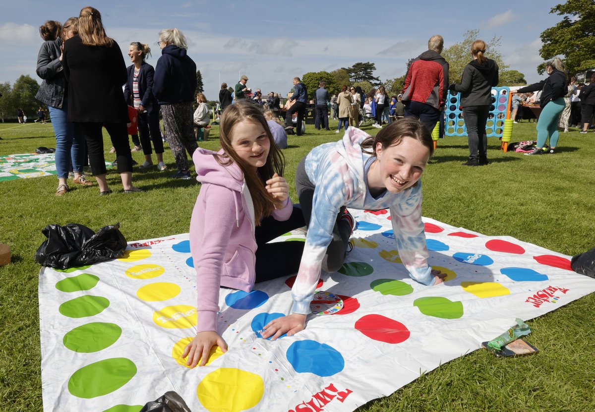 Kings_Hospital's tweet image. This year's #BlueCoatDay was a blast! 😄 We can't wait until next year. In the meantime, we're checking out all the fun memories we made with you. 😍
Giant Jenga, Pool, Twister, we hope you enjoyed it as much as we did. 😁
#BlueCoatDay2022
#KHBlueCoatDay
#WeAreKH
#WeAreKHSchool