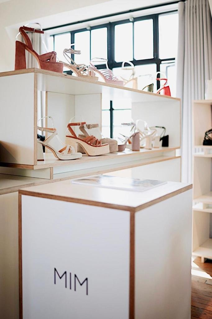 OFECOMELondres's tweet photo. Ayer finalizó el SpainFashionLab, el showroom en el que las empresas 🇪🇸 presentaron sus nuevas colecciones.

👡👜 #MIM, @HemperHandmade, @_Dolores_Cortes, #SIYU, #Canussa, @Cyrana_oficial, @MissingJohny, @SusanaLirola

Gracias a todas, esperamos que haya sido un éxito 😊 https://t.co/QcT0encksM