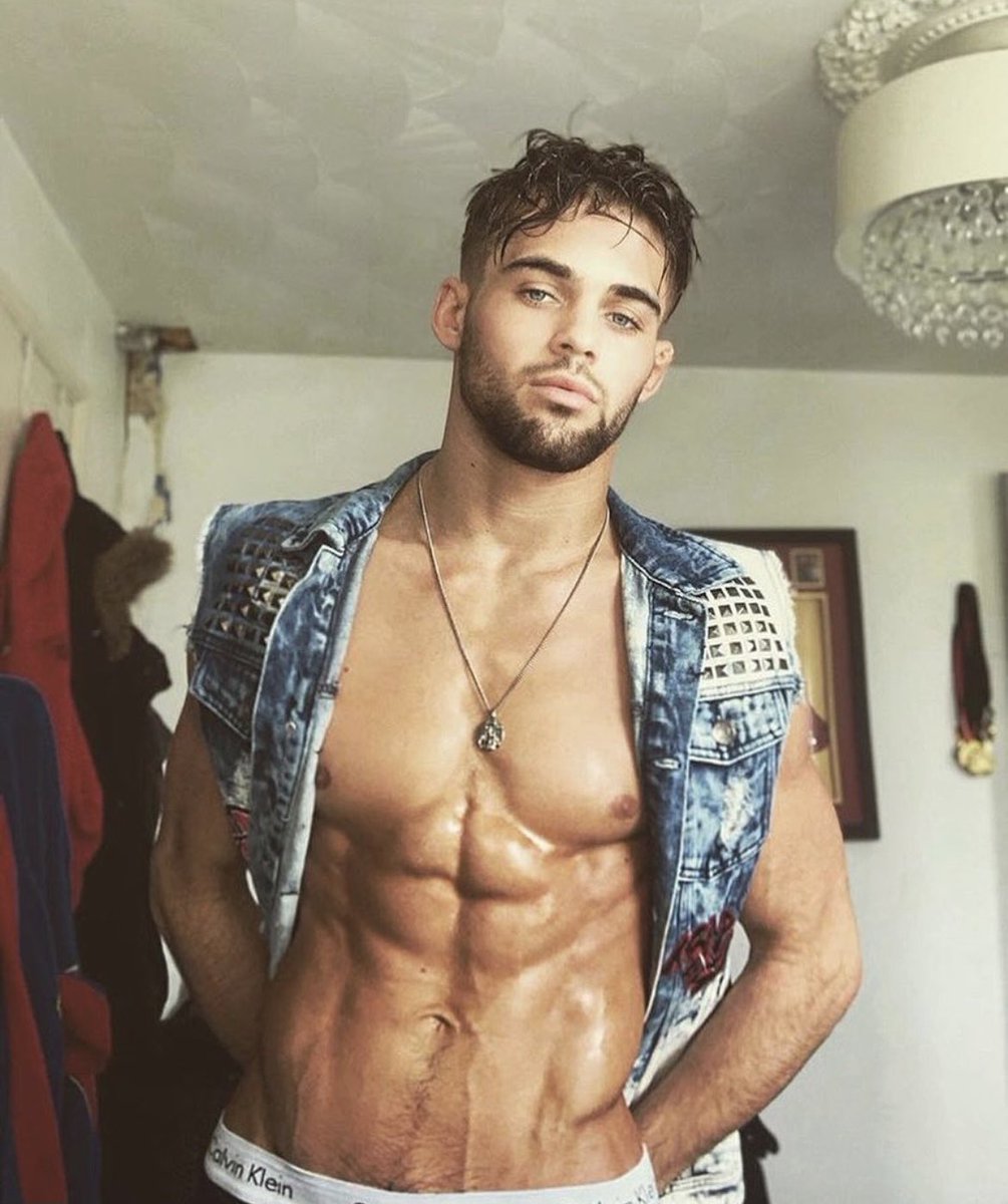Mikehalesof's tweet photo. https://t.co/kXbWCLAQip  JUST STARTED 😅💦 https://t.co/jNuZs64g8Q