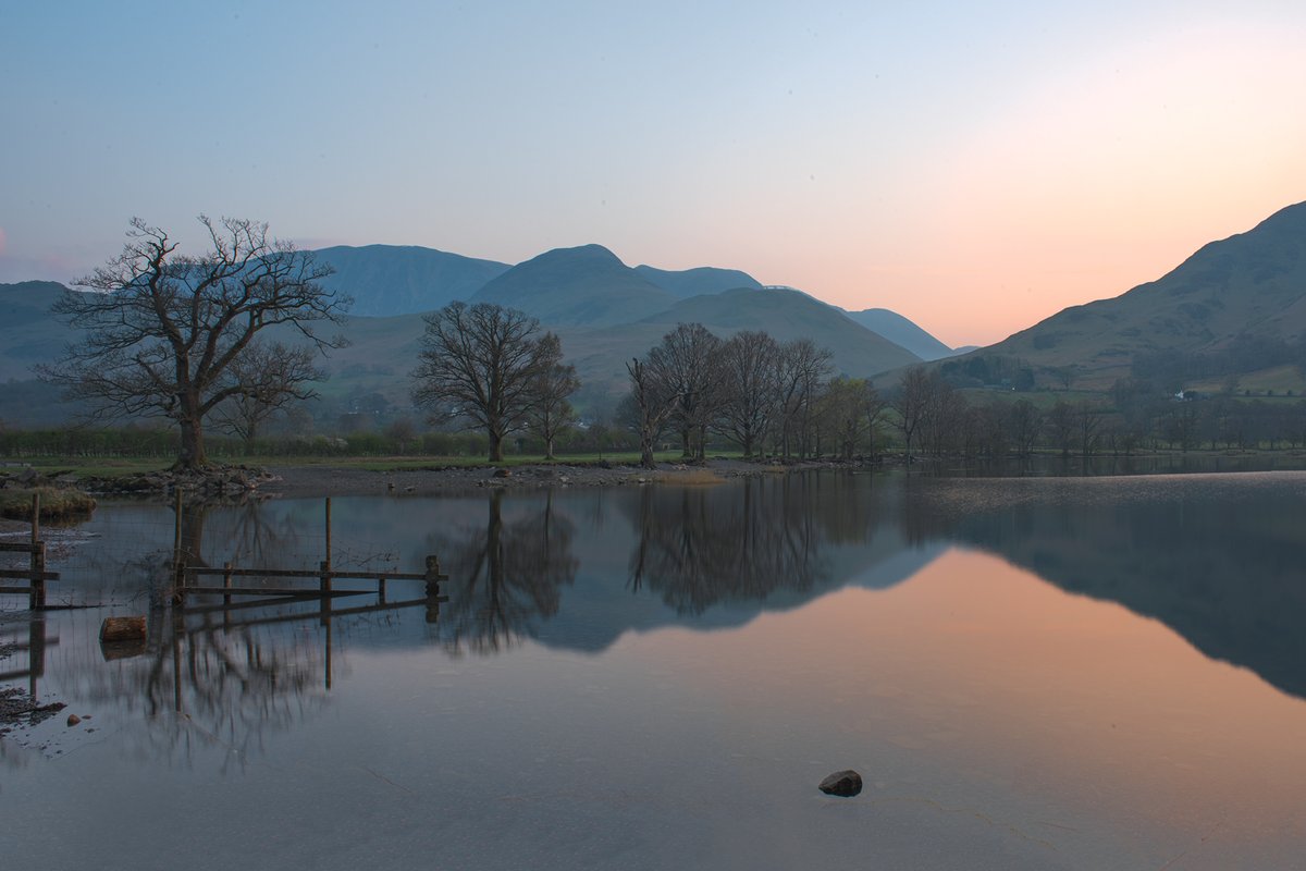 ImagineKaye's tweet image. Sunrise at Buttermere, Lake District

#landscape #landscapephotography #wallartforsale #reflections #wallart #photography #LakeDistrict  #NaturePhotography #longexposure #nature #sunrise #ThePhotoHour  @ThePhotoHour 
 zazzle.com/sunrise_at_but…