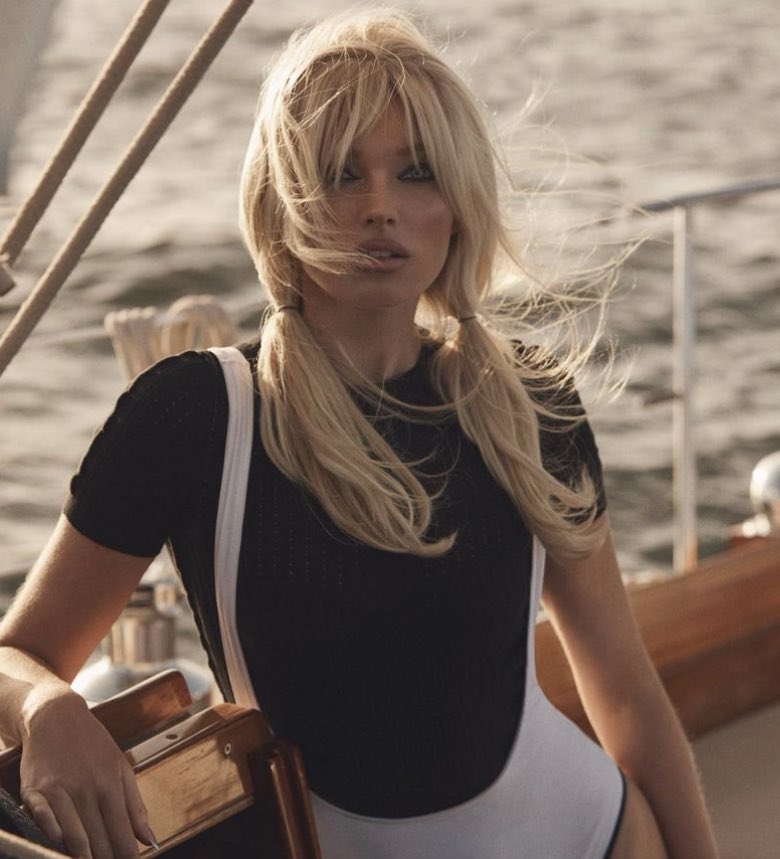 MOSSYVIBES's tweet photo. elsa hosk inspired by the 60s for harper’s bazaar greece https://t.co/vhjHQXHv4e