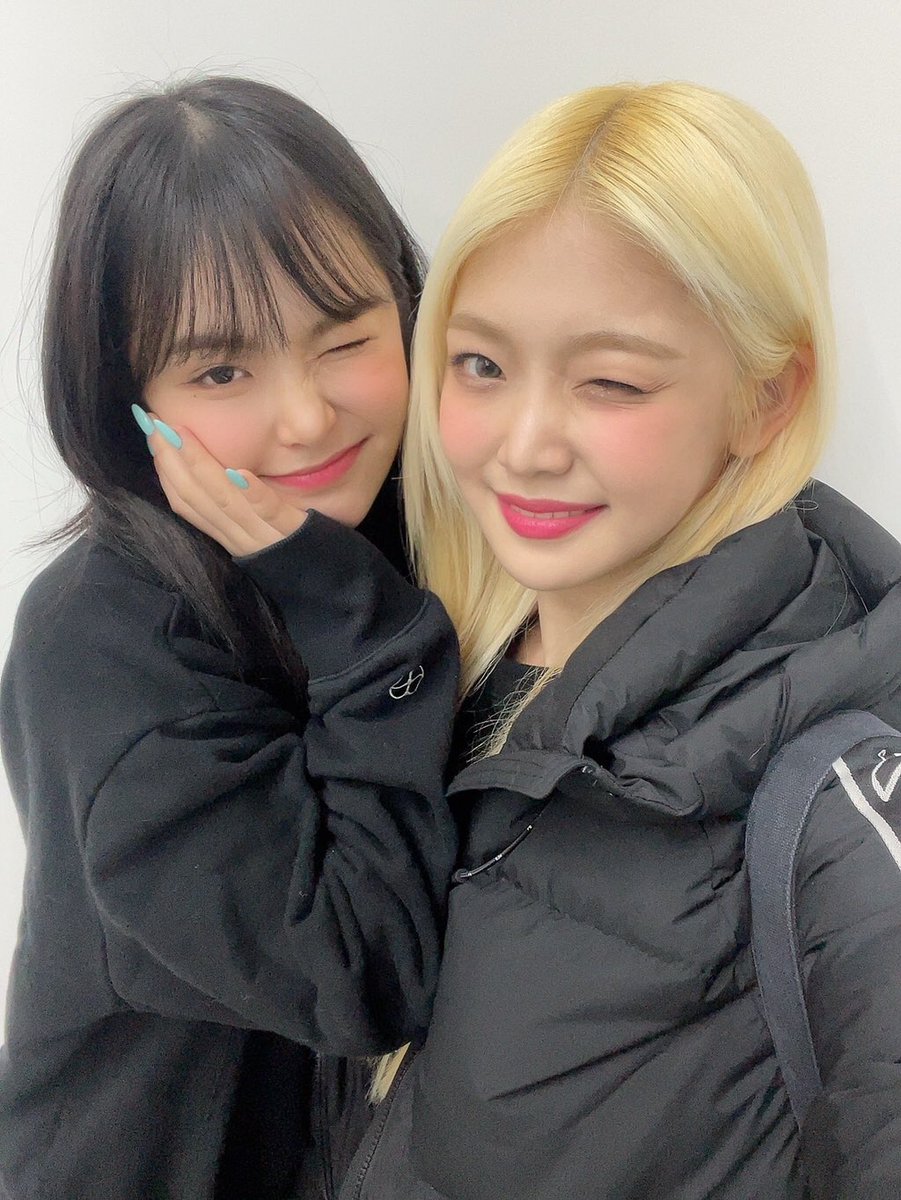 jiwonda's tweet photo. [Fancafe Update] #ONDA for #EU 's birthday

#EURapGoddess #HAPPY_EU_DAY #EspeciallyEUDay #EVERGLOW #에버글로우 #온다 #이유 #JIWONDA @EVERGLOW_TWT https://t.co/PLAy3ja0Um