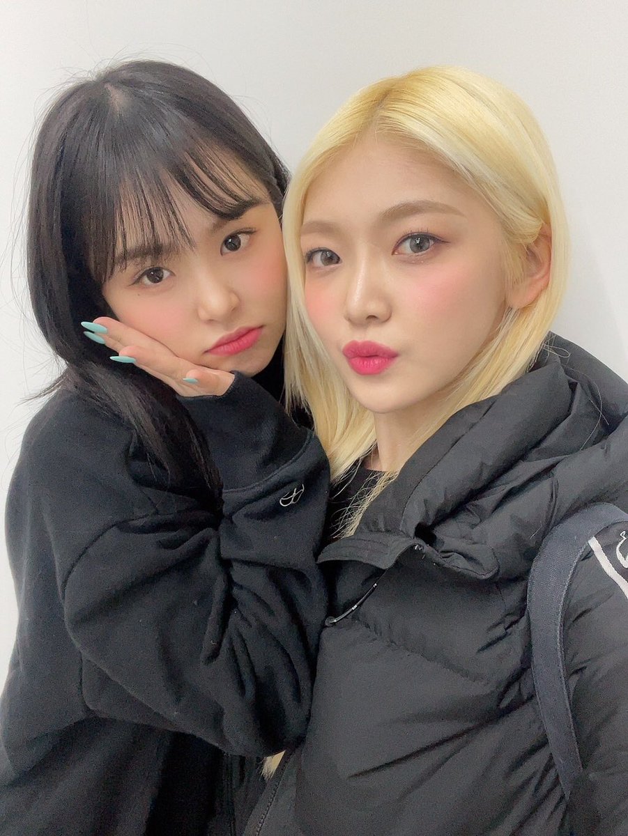 jiwonda's tweet photo. [Fancafe Update] #ONDA for #EU 's birthday

#EURapGoddess #HAPPY_EU_DAY #EspeciallyEUDay #EVERGLOW #에버글로우 #온다 #이유 #JIWONDA @EVERGLOW_TWT https://t.co/PLAy3ja0Um