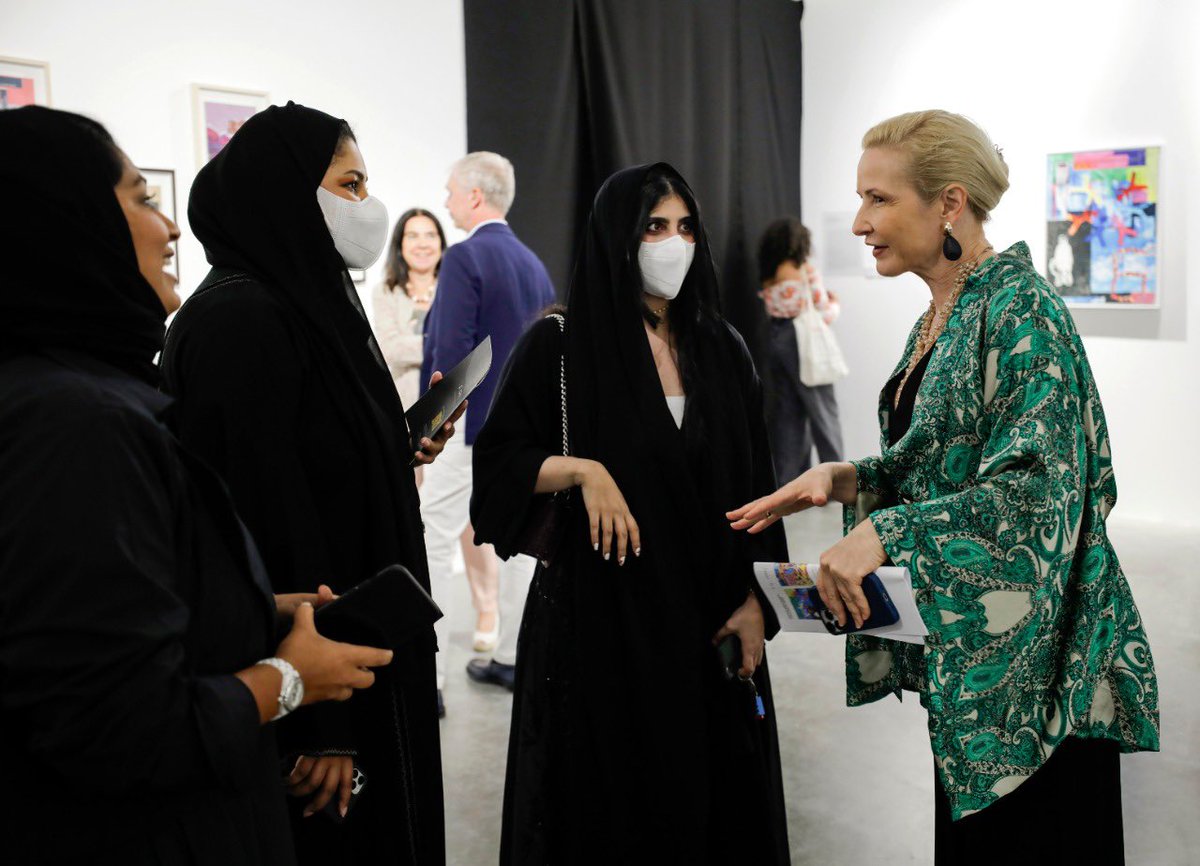 FirettiMara's tweet photo. 10 women challenge preconceived notions &amp; expose blind spots; teaching us to see and think anew. #EyesWideShut is thus an invitation to shift our perspectives &amp; to open our eyes to the realities of our contemporary world. @FIRETTIGALLERY #ongoing #exhibition https://t.co/P9YOqocmDh