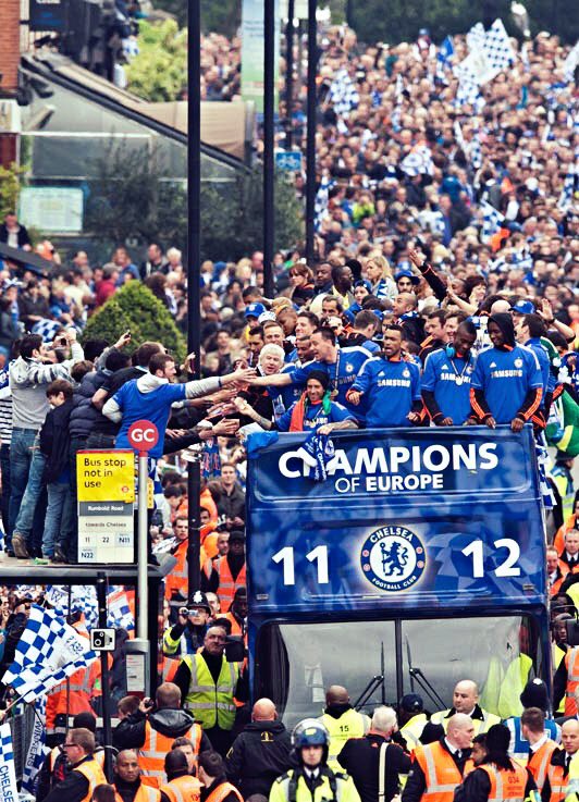 UberChelseaFC_'s tweet photo. 19.05.2012.

Chelsea, Champions of Europe 💙 https://t.co/PaCQ4jsMjf