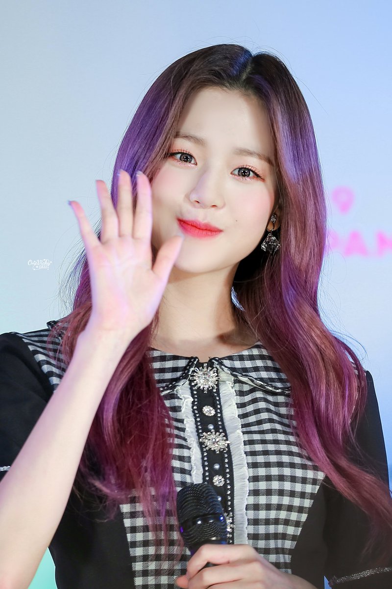 OneVicky0831's tweet photo. #IVE #아이브 #장��영 #원영
#ウォニョン #Wonyoung

190519💕 https://t.co/mvw3EgOhxf