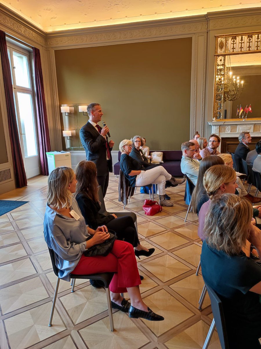 Botschaft der Schweiz in Deutschland tweet media