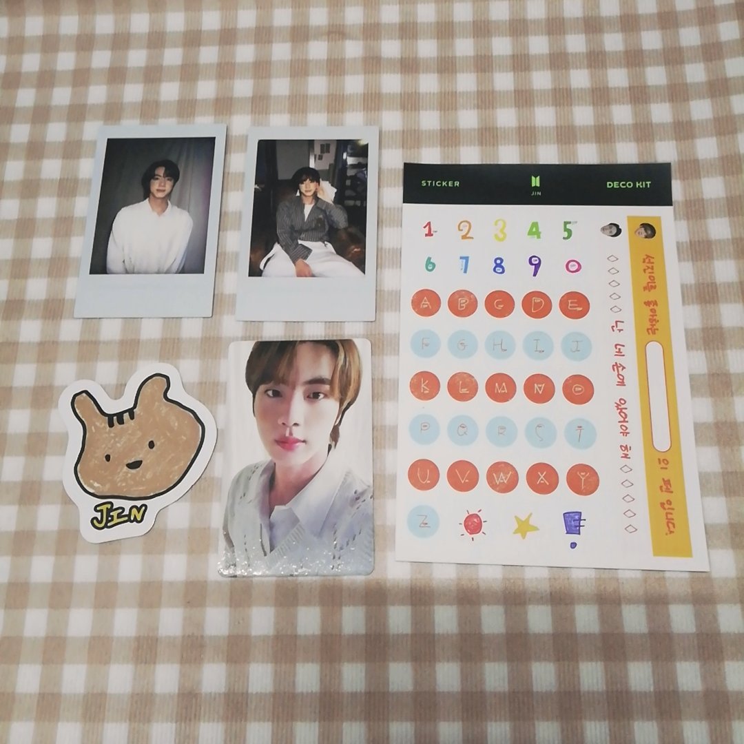 lucaliicart19's tweet photo. ☆ JIN DECO KIT MEMBER SET ☆

↳ ₱200 
↳ onhand &amp; ready to ship
↳ mop: gcash. mod: ggx/sco. https://t.co/02IZ8tmBvK