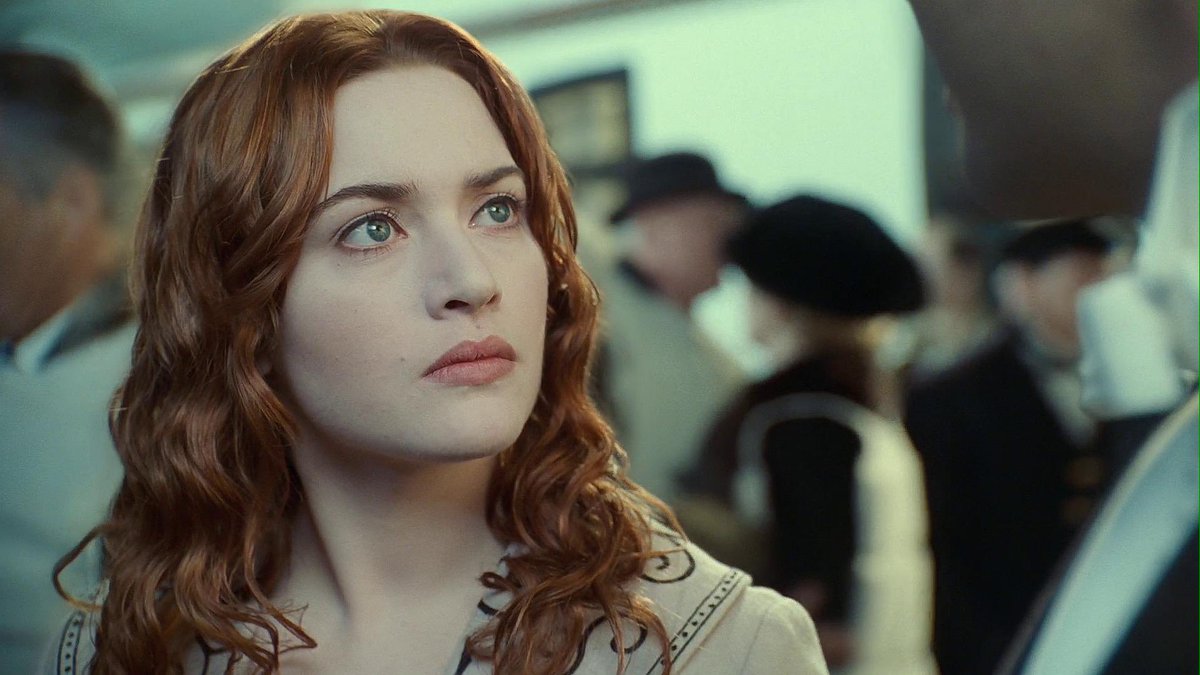 RPATZLEDGER's tweet photo. i just think that kate winslet in titanic https://t.co/QIBvuY8gAN