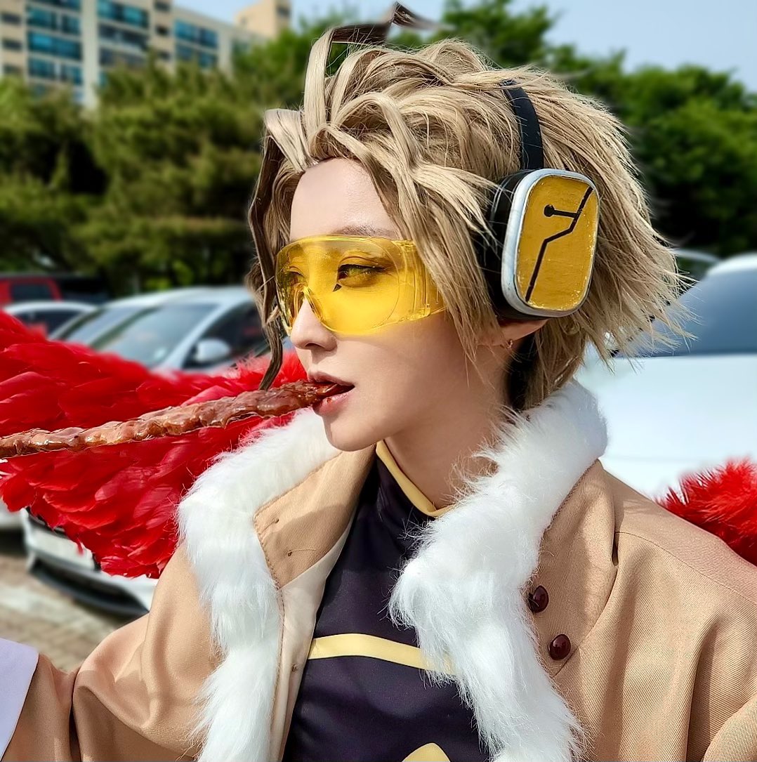 우아 tweet media