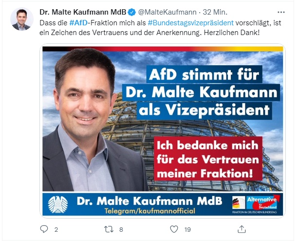 TuMirNix's tweet photo. Malte ist ganz doll stolz, von seiner #AfD-Fraktion nach den dreimal abgeblitzten
#Glaser, #HarderKühnel, #Otten, #Podolay, #Hilse,
#Weyel und #Kaufmann 1
nun schon als 8. Kandidat für das Amt des #Bundestagsvizepräsident auserkoren zu sein und dreimal scheitern zu dürfen. 🤡 https://t.co/VdawIa99x0