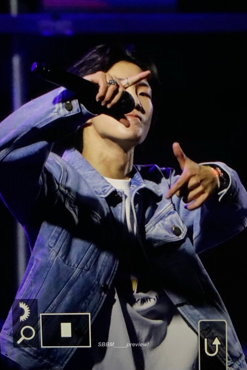 SBBM_sh's tweet photo. 220519 부산대학교 대동제
📷📸
#이승훈 #HOONY #위너 #WINNER https://t.co/iBkbqEhCIi