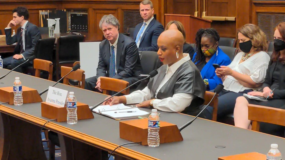 RicardoASnchz's tweet photo. Rep. @AyannaPressley testifies before @HouseJudiciary in support of the #FIXClemency Act, her bill to transform the broken clemency process and help #EndMassIncarceration. https://t.co/uULJUkmzpr