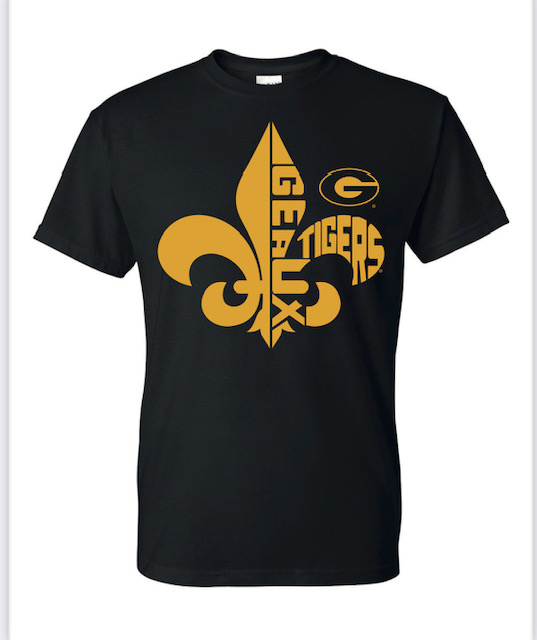 ALCollection's tweet photo. New #ALCollectionGSU Geaux Tigers Fleur De Lis T is now available #ALCollectionOnline only. #GramFam #Exit81 #RespectTheG #HBCUpride #BlackExcellence https://t.co/UF52pKaYdh