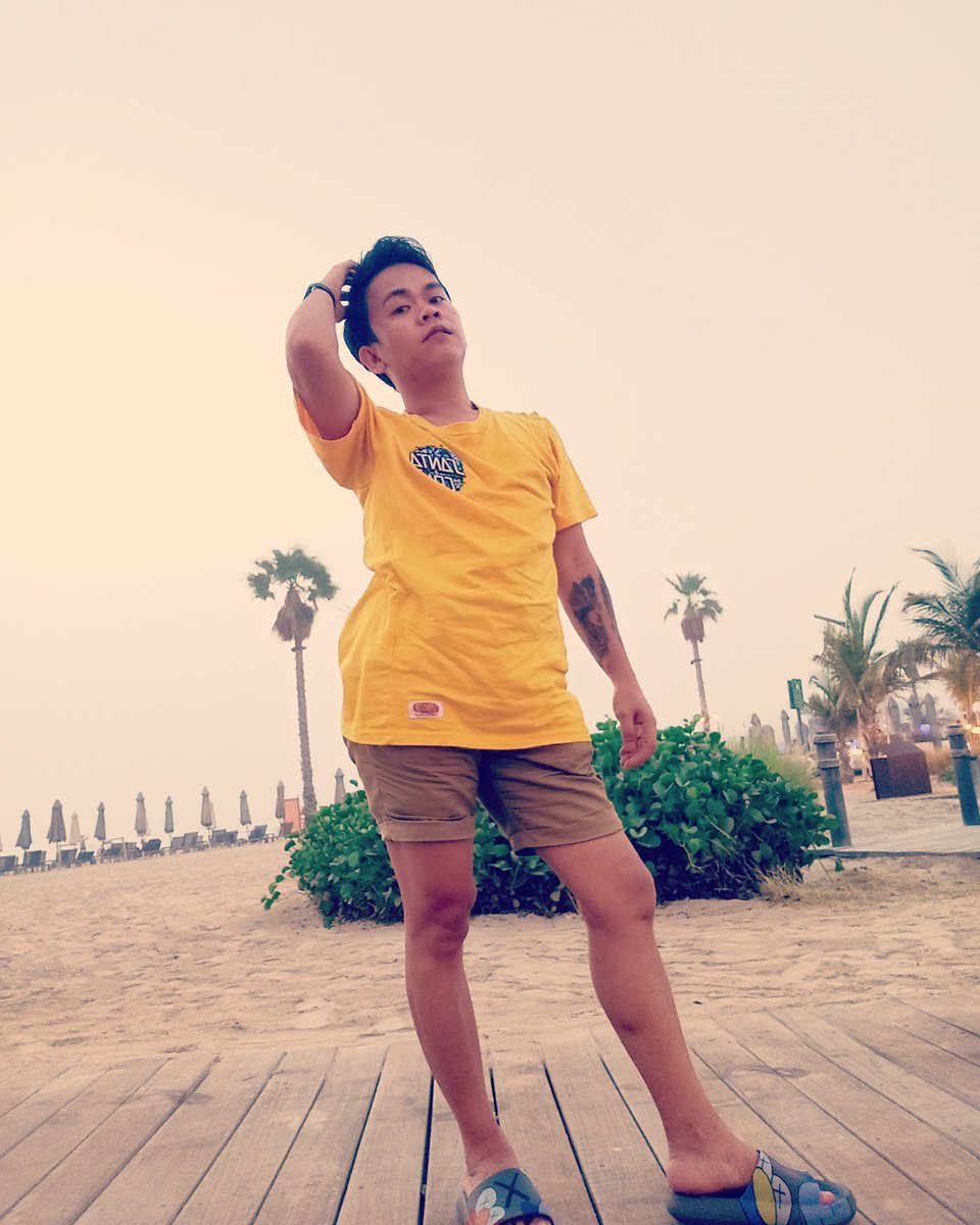 ZkeeRhon's tweet photo. Date me😚😚😚😚#DUBai #lamerbeach #Gay #gaydubai https://t.co/sDMSkzjoAk