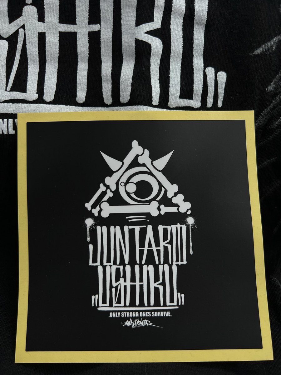 FanJuntaro's tweet photo. #牛久絢太郎 選手がRIZIN35の時に着ていたＴシャツ。牛久選手の独断と偏見でw当選しました😭
牛久選手のファンなら誰もが欲しいと願っていたＴシャツ…必ず大事にします✨
本当に嬉しいです🥹 https://t.co/imPvhbvlE1