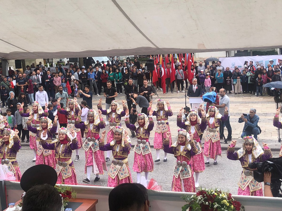 Sahinsubh's tweet photo. 19 Mayıs Gençlik ve Spor Bayramımız kutlu olsun. Fatma Yıldız Hanım Yurt Müdürlüğü personel ve ogrencileri 19 Mayis programına katildi.
@kasapoglu @recepalier
@omer_ilman @DenizliKYGM
@tekinkazak20 
@kacar_ozden https://t.co/jxjJTpDruG