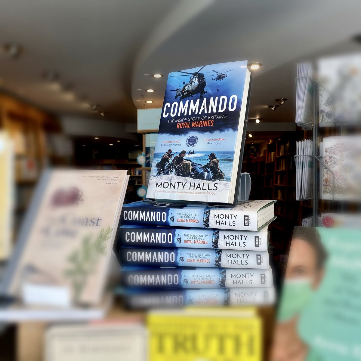 Browser (@browseinbrowser) on Twitter photo SIGNED COPIES NOW AVAILABLE
Accompanying a major BBC series on the 40th anniversary of the Falklands War, Commandos is an unforgettable glimpse into a rarefied world of danger, drama, and valour of Britain’s Royal Marines.
<a href="/MontyHalls/">Monty Halls</a> <a href="/SeadogProds/">Seadog TV & Film Productions</a> <a href="/EburyPublishing/">Ebury Publishing</a> <a href="/BBCBooks/">BBC Books</a> SIGNED COPIES NOW AVAILABLE
Accompanying a major BBC series on the 40th anniversary of the Falklands War, Commandos is an unforgettable glimpse into a rarefied world of danger, drama, and valour of Britain’s Royal Marines.
<a href="/MontyHalls/">Monty Halls</a> <a href="/SeadogProds/">Seadog TV & Film Productions</a> <a href="/EburyPublishing/">Ebury Publishing</a> <a href="/BBCBooks/">BBC Books</a>