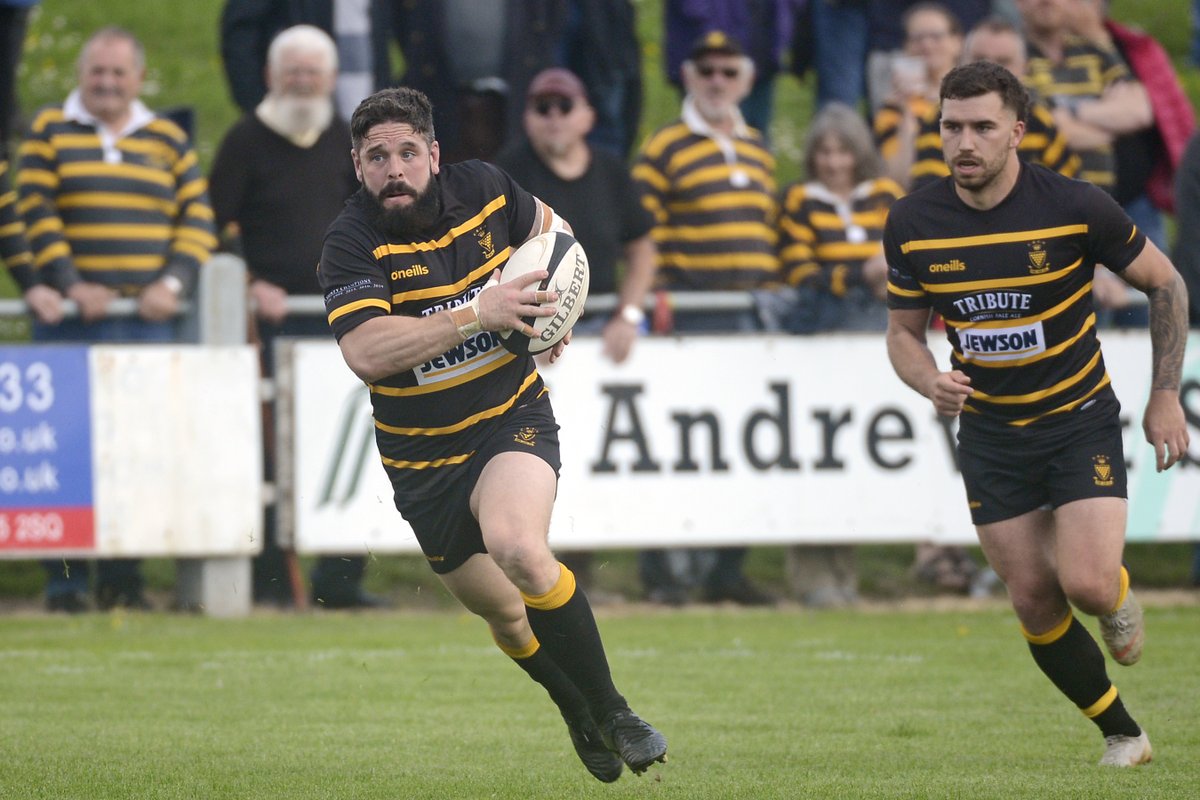 Cornwallrugby's tweet photo. Cornwall name side to face @hertsrugby https://t.co/uwFgNha6Tf #billbeaumontcup https://t.co/rOyzbYvxrf