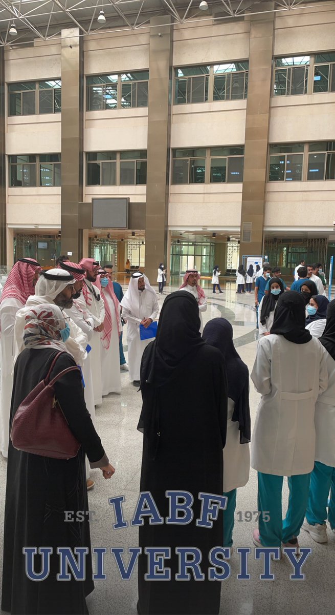 N_Khathlan's tweet photo. انعقد هذا الصباح في بهو الكليات الصحية يوم البحث الطلابي الثامن لطلاب الرعاية التنفسية بمشاركة ٩ أبحاث علمية .. 
كل الشكر لمشرفي ابحاث الطلاب والطالبات و للمحكمين المتميزين من داخل وخارج الجامعة @DrAlqahtani_JS @DrLAlSaikhan @MaHeR_RT  @ASAoct وألف مبرووك للابحاث الفائزة https://t.co/mhJPoApmvu