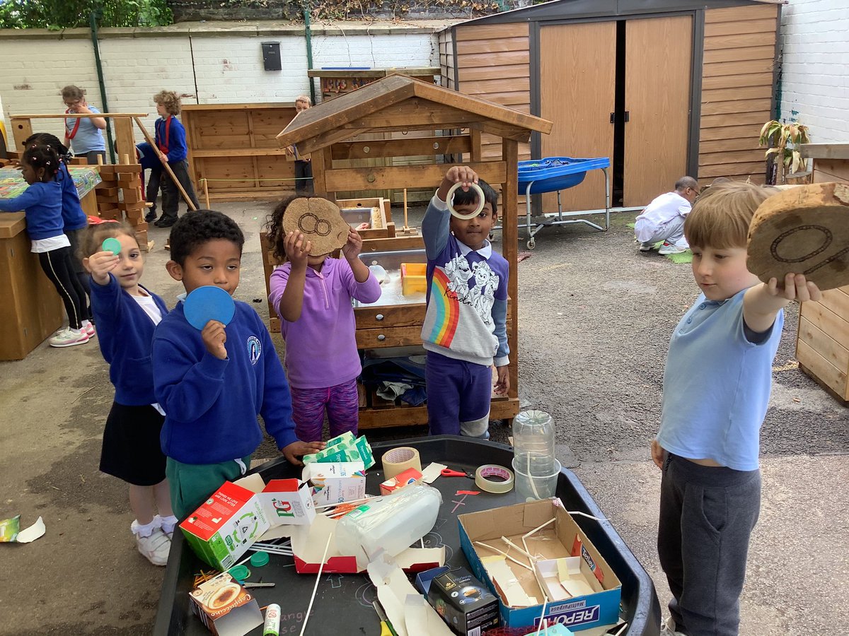 StMarysCF11Rec's tweet photo. We have been busy learning about shapes and their properties. How many sides and corners does a square have? https://t.co/3lBasQxB3M