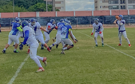 Com grande diferença no placar, Cruzeiro Guardians vence o <a href="/BigDonkeys/">Taubaté Big Donkeys</a> pela Série Prata da <a href="/spflbr/">São Paulo Football League</a>. 🏈🇧🇷 futebolamericanobrasil.com/com-grande-dif…