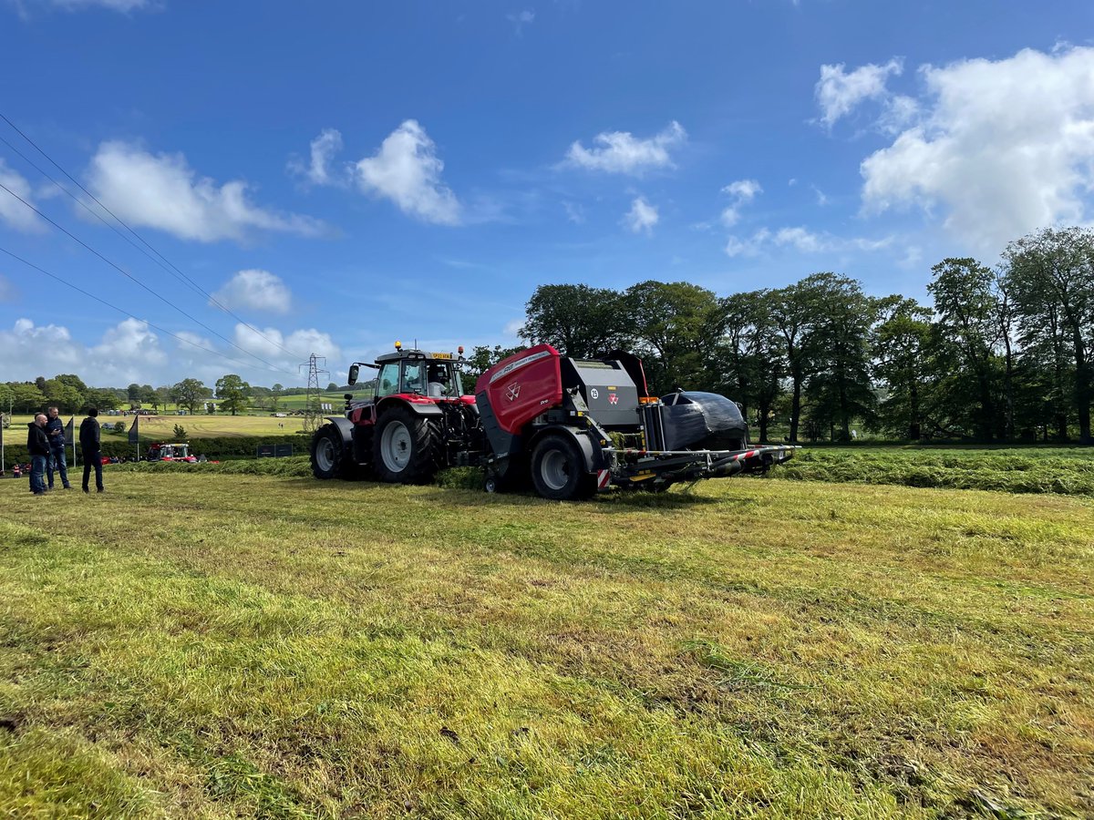 Weapons of Grass Destruction😏💚

Yesterday, we were up in Dumfries in sunny Scotland for Scotgrass 2022!☀️ We were supporting <a href="/KroneUK/">Krone UK</a> &amp; <a href="/MF_EAME/">Massey Ferguson Official</a> with their working silage demonstrations. 

#CarrsBillingtonAgriculture #Scotgrass2022