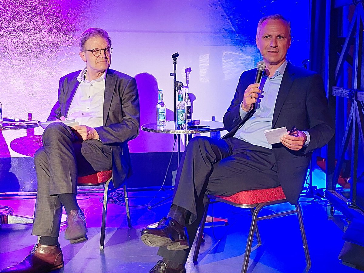 Ernst-Ulrich von Weizsäcker zu Gast beim Harburger Gespräch der SPD

Link zum Bericht auf unserer Webseite: harburg.spd-hamburg.de/aktuelles/aktu…

#Harburg #HarburgerGespräch #SPDHarburg