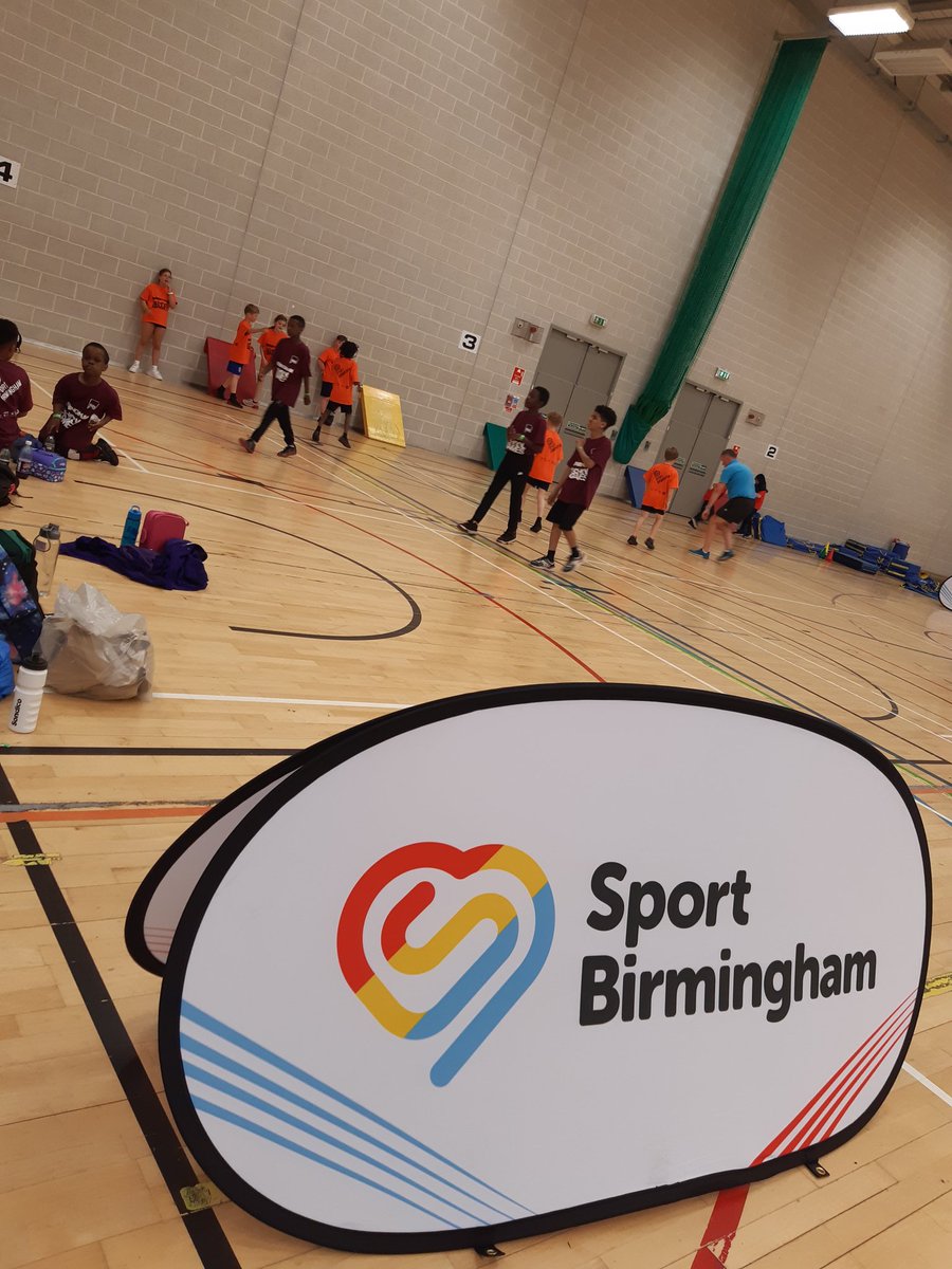 SportBirmingham's tweet photo. What a fantastic afternoon at the Para Sportshall Athletics event. Great to see so many young people @DougellisSC having fun and getting involved.
#Birmingham #perrybar https://t.co/y5PXsSFaz4