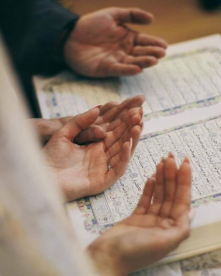 ثُم يَهبكَ الله حباً حَلالاً لا فُراق فِيه. ♥