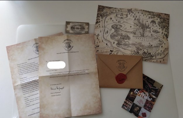 shadowTae02's tweet photo. DOSTAŁAM LIST Z HOGWARTU 😍🧙
Pierdolę te studia i jadę do Londynu https://t.co/eW9MguQSlO