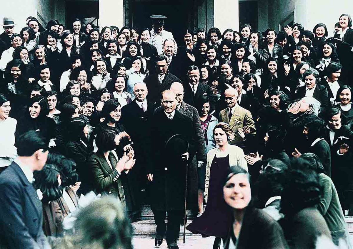 vulnhero's tweet photo. "Turkish youth!
Your first duty is to protect and defend forever the Turkish Independence and the Turkish Republic."
𝘔𝘶𝘴𝘵𝘢𝘧𝘢 𝘒𝘦𝘮𝘢𝘭 𝘈𝘵𝘢𝘵𝘶̈𝘳𝘬

Happy 19th May The Commemoration of 𝗔𝘁𝗮𝘁𝘂̈𝗿𝗸, Youth and Sports Day!🇹🇷 

#19thMay #19Mayıs1919 #Ataturk  #VulnHero https://t.co/hvb1618DP0