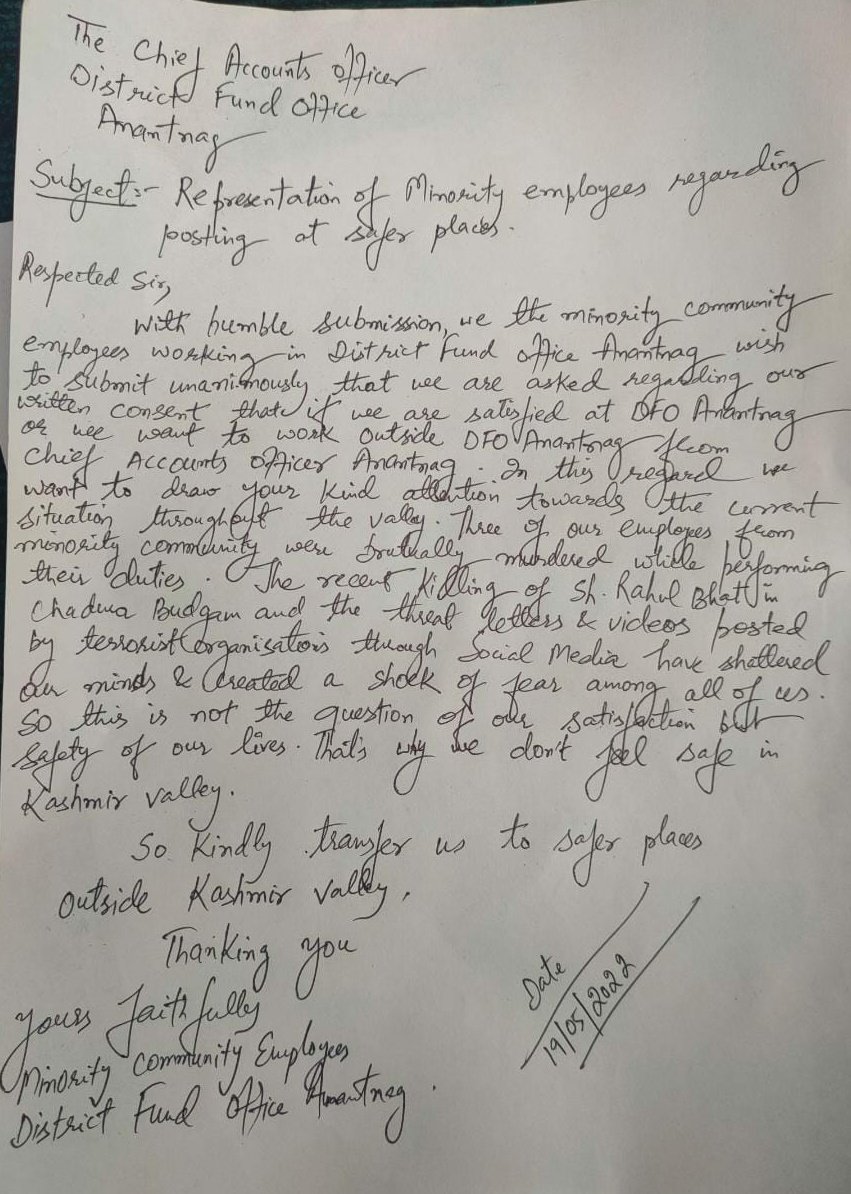 Batt_Kot's tweet photo. This is the voice from kashmir by PM's package employee's. Reply sent to CAO, Anantnag by PM package employee's. Plz see @LalitAmbardar @KpSolidarity @neelakantha @kp_global @SarveSukhina @AdityaRajKaul @wattal_pooja @ImRavinderRaina @OfficeOfLGJandK @DivisionalComm1 https://t.co/EZV6myaxjj