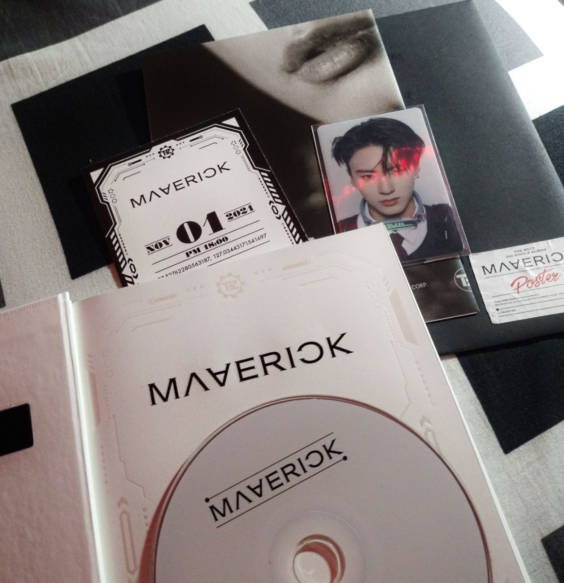 love_carateume's tweet photo. WTS LFB The Boyz ph 
📓 — Maverick album unsealed
➢350 each / 1,200 set with free unsealed album [dreamlike storybook / the first album]
see pic for the inclusions
➢payo / 2 days dop [ONHAND]
➢{mop : gcash} {mod : j&amp;t}

reply / dm to claim!!

t. wts lfb maverick the boyz tbz https://t.co/09WDhq8Lyw