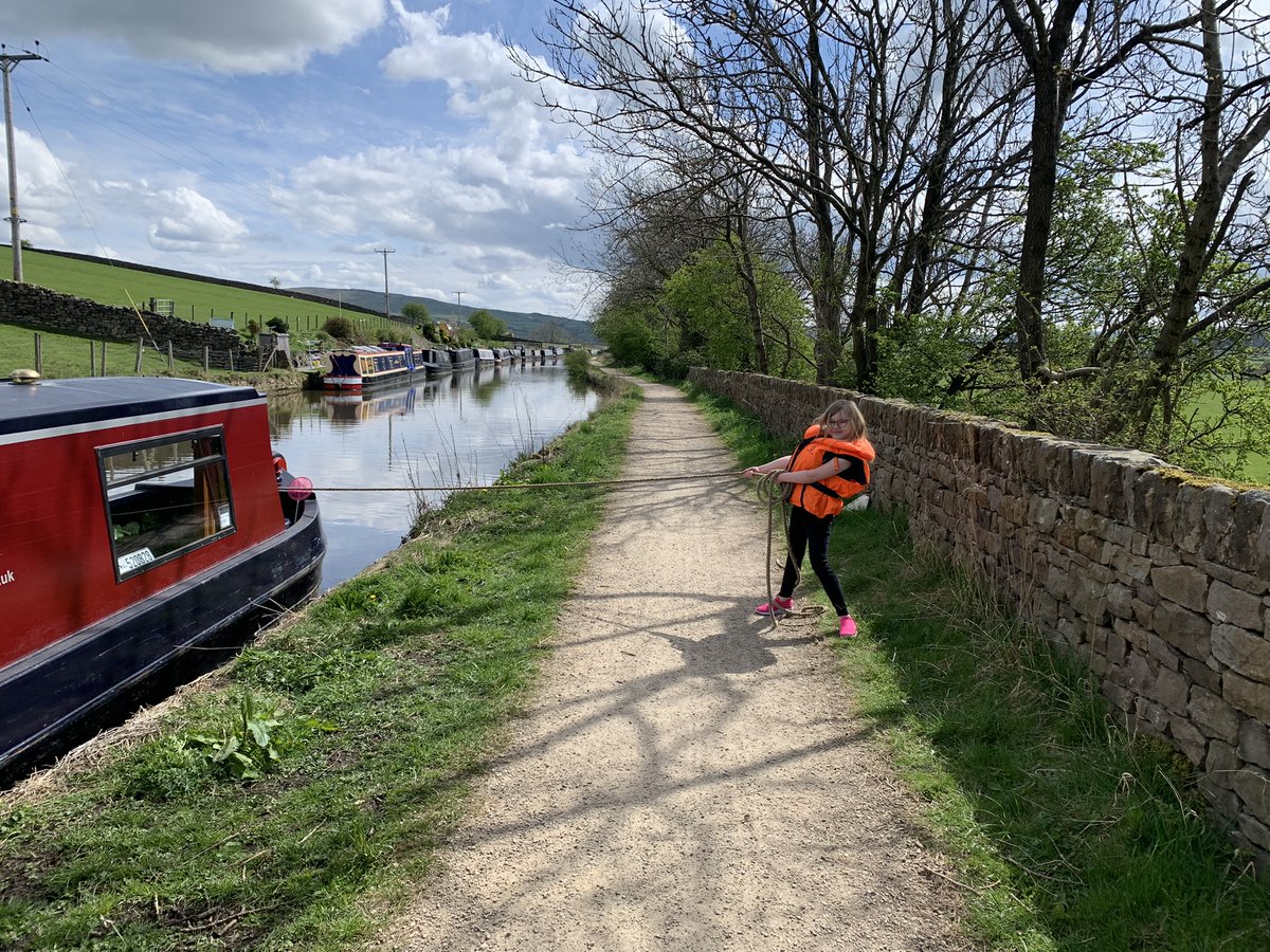 SilsdenBoats's tweet photo. And the winner of the Silsden Boats photo competition is...
⭐️ Paula Wilkes ⭐️
Thank you for submitting this photo of your little helper! 
We will be in touch with your voucher.  Thanks to everyone who entered the competition📸 https://t.co/YqTzG0GoXx