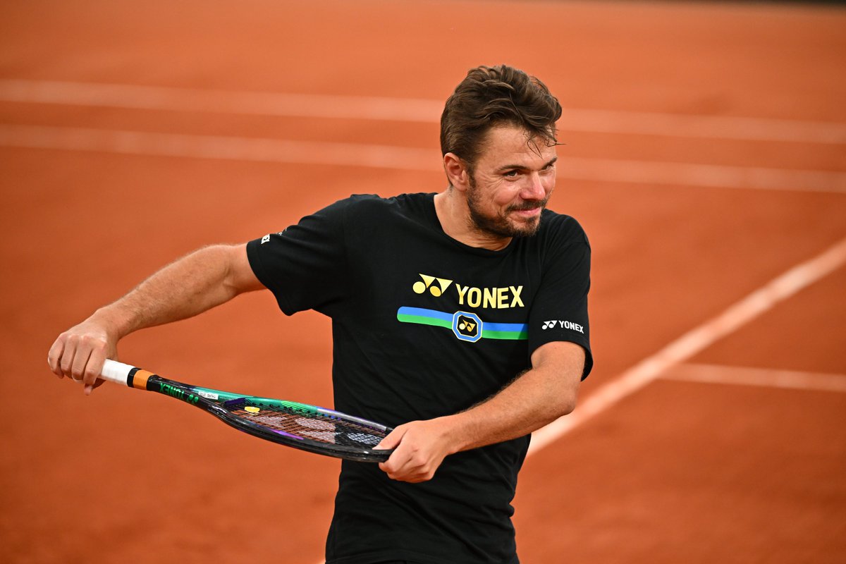 rolandgarros's tweet photo. Stanimal sighting 😉

Glad to finally welcome our 2015 champion back again 🥳

#RolandGarros https://t.co/6N0zmxTfMv