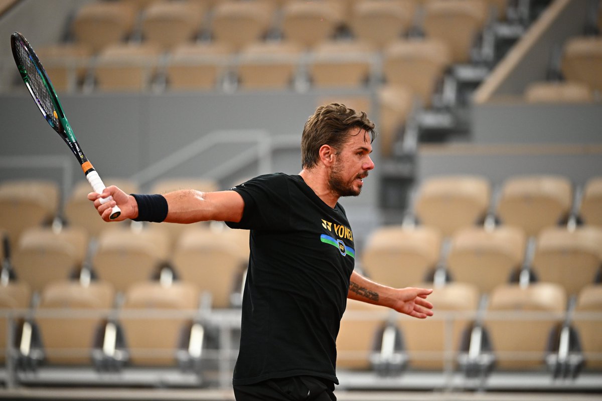 rolandgarros's tweet photo. Stanimal sighting 😉

Glad to finally welcome our 2015 champion back again 🥳

#RolandGarros https://t.co/6N0zmxTfMv