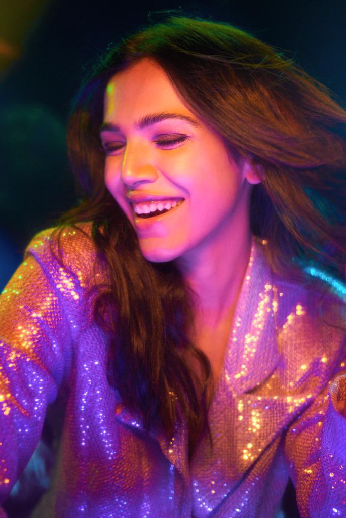 filmibeat's tweet photo. The Guilty Minds star @ShriyaP is all glitz and glamour in this lavender pant suit.
#ShriyaPilgaonkar #Glamdoll #Lookoftheday https://t.co/F0a1GO7eNK