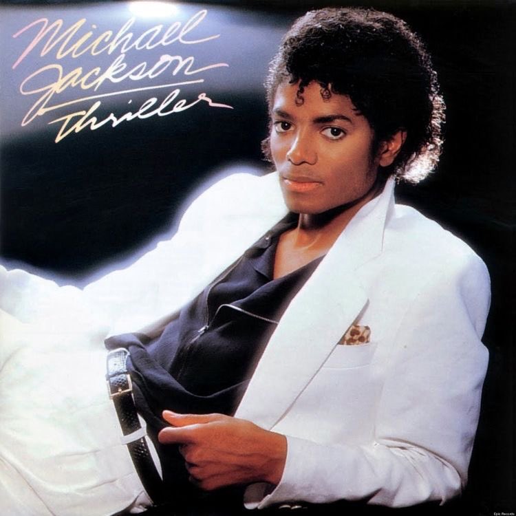 mercury1jackson's tweet photo. o maior e mais vendido álbum da história vai ser relançado com músicas inéditas e os clipes icônicos de thriller vão ser remasterizados. Mano, É LITERALMENTE A VOLTA DO REI DO POP, michael jackson é a lenda imortal 

MICHAEL JACKSON IS COMING https://t.co/nHvHOHTGnG