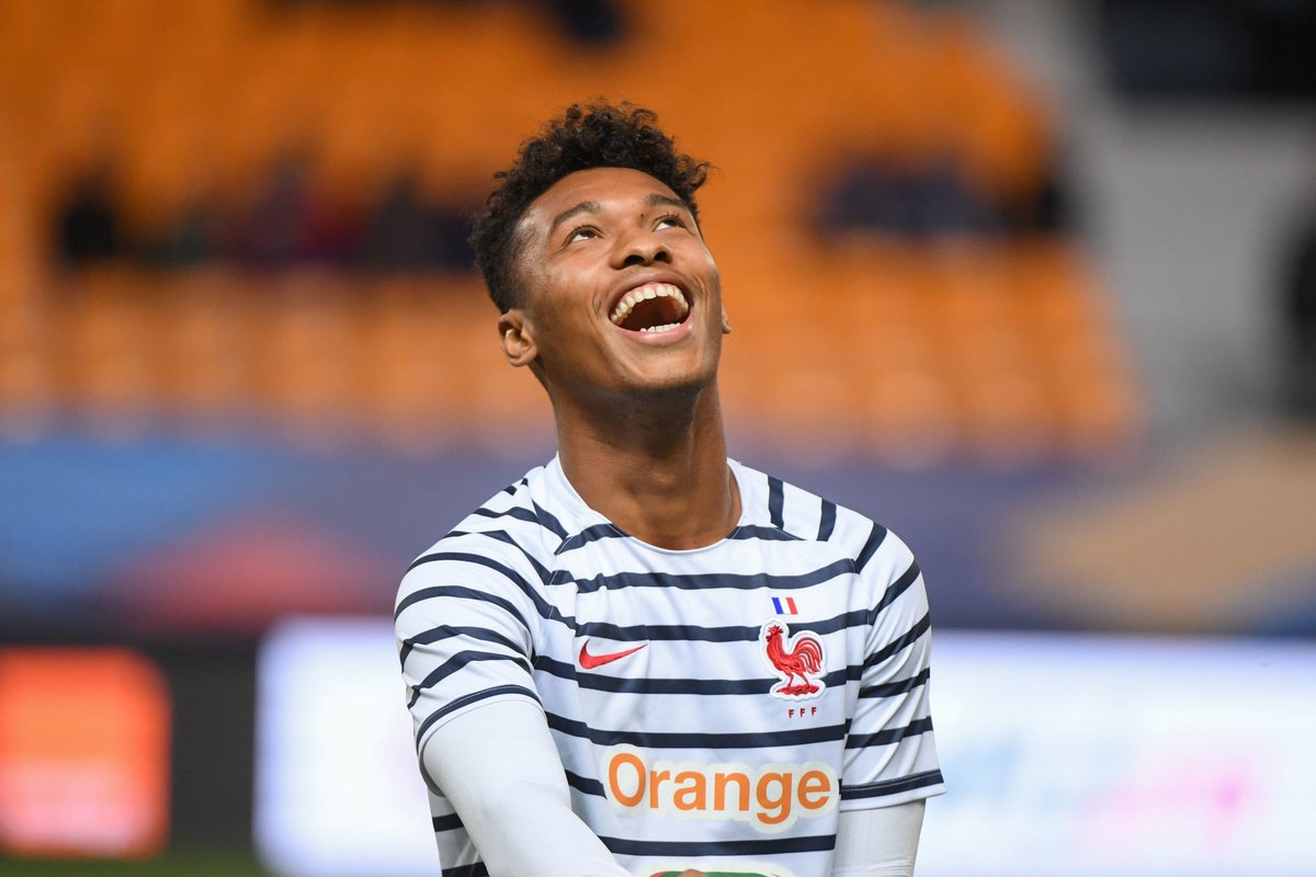 ActuFoot_'s tweet image. 🚨 OFFICIEL ! BOUBACAR KAMARA EST APPELÉ POUR LA PREMIÈRE FOIS EN ÉQUIPE DE FRANCE ! 🇫🇷