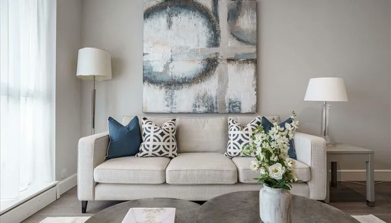 PropertyExperts's tweet photo. This luxurious interior designed two-bedroom, two bathroom apartment on the tenth-floor of this waterfront estate is set over 966 SqFt. This spacious apartment with modern open-plan living space is fully furnished and enjoys light oak wooden flooring and dedicated dining area in. https://t.co/yMk2hh1iYg
