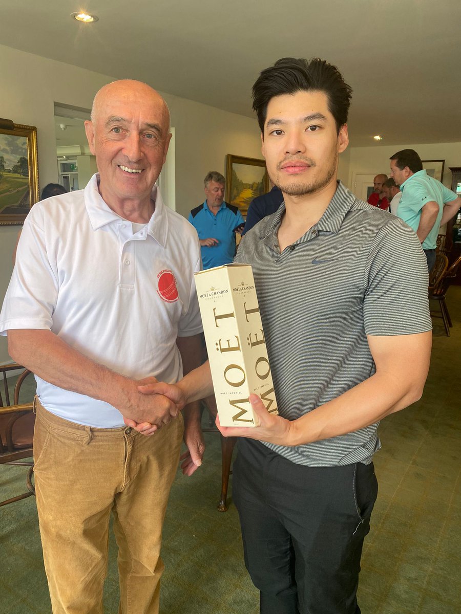 IGC_London's tweet photo. Congratulations to all our players yesterday! Our winner was Boss Minchaiynunt & our runner up was Mark Crook. Winner of Nearest the Pin was Adrian Polley.
Well done! 🏆
#igclondon #igcgolf #golfdays #golfevents #theberkshiregolfclub #theberkshire #redcourse https://t.co/AO9QejpOMa