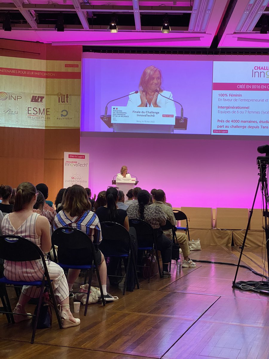 Discours d’ouverture de <a href="/mspawlak/">Marie-Sophie PAWLAK</a> s qui rappelle l’importance de la #mixite et l’#egalite dans les métiers scientifiques notamment la #tech, la #science et l’#industrie 
#ellesbougent #challengeinnovatech2022