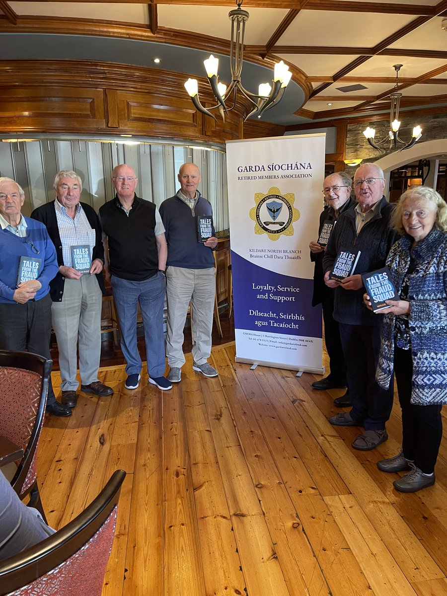 GSRMAKEN's tweet photo. Most enjoyable @GSRMAKEN #coffeemorning enjoyed by 27 on a sunny morning in May in @Springfield_HL
Thank you to mgmt. & staff #SpringfieldHotel https://t.co/hIaYNM3ie7 Scrumptious fare! outstanding venue!
Willie McGee signed his book ‘Tales from the Fraud Squad’ for lucky winners https://t.co/9VhWVLn0kg