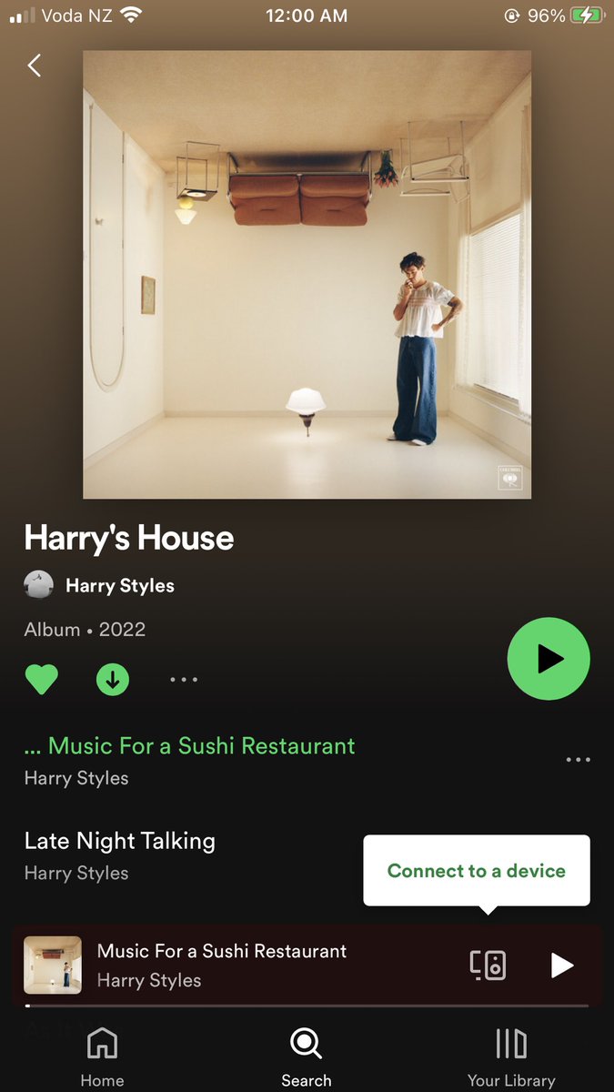 fallininjonah's tweet photo. HERE WE GO EEE #HarrysHouse ITS OUT IN NZ https://t.co/hBTQ4PnCiY