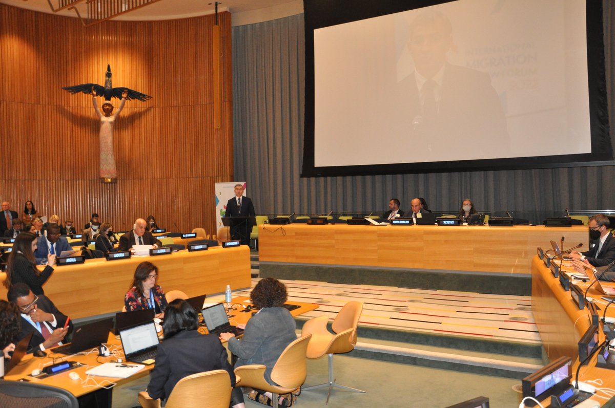 With pleasure presented the summary of #RT4 of #IMRF2022 during the Policy Debate chaired by <a href="/IOMchief/">Amy Pope</a>. Stressed the importance of improving data management, providing reliable information and reducing vulnerabilities to better shape migrant centered policies.
#Migration2022
