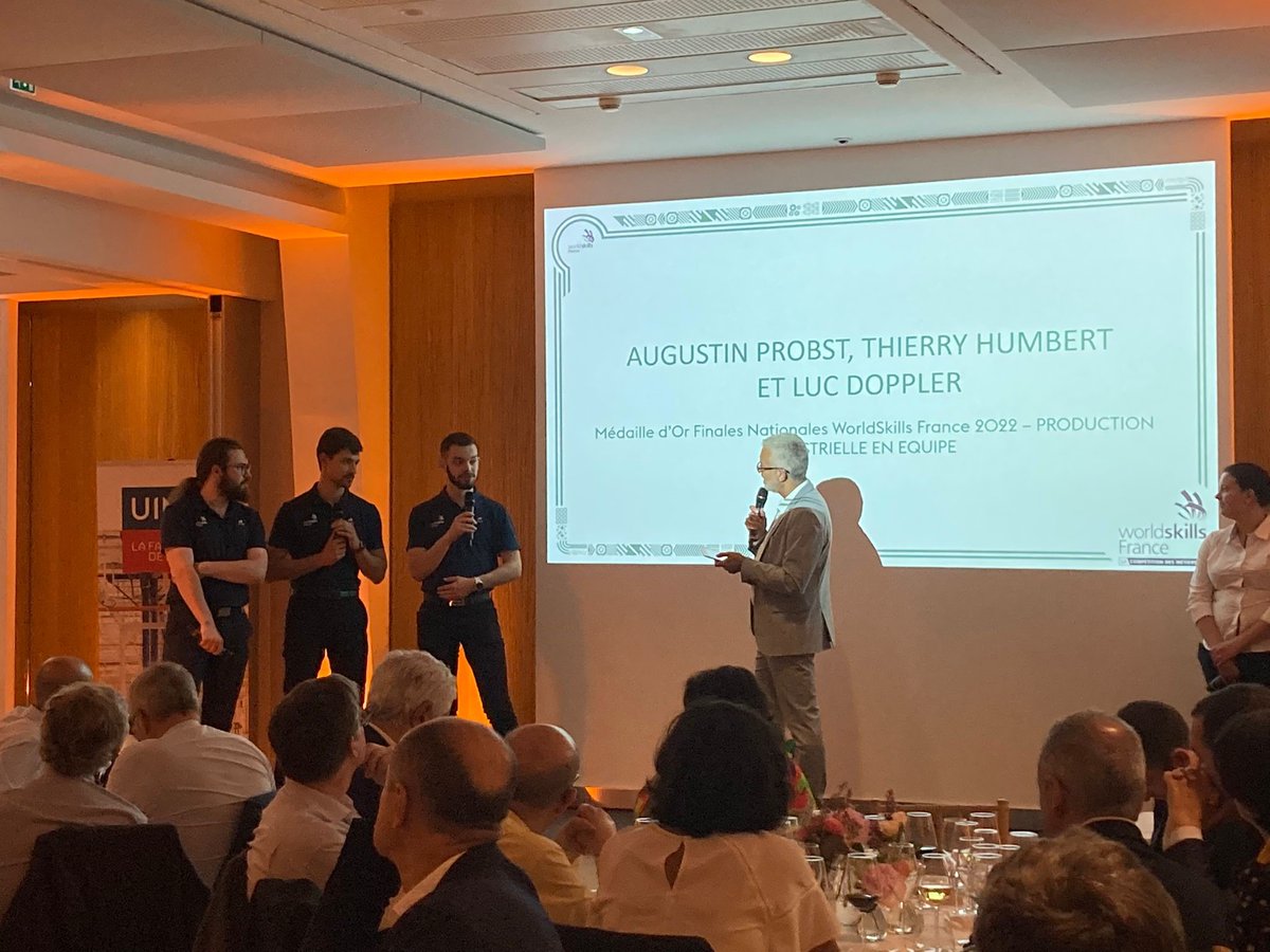 La compétition <a href="/WorldSkillsFR/">WorldSkills France</a>  était à l’honneur hier à l’UIMM. L'occasion de rappeler que l'@UIMM est fière de soutenir et d’accompagner la compétition WorldSkills, véritable vitrine des #métiers industriels et de l’excellence des #formations. 
#FiersDeFaire #FabriqueAvenir