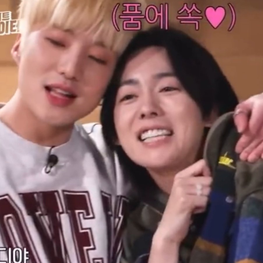 🥺我也要香香軟軟的晴與姐姐靠在肩膀上！！！